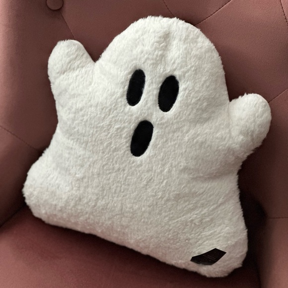 Target Other - Halloween Decorative Ghost Throw Pillow - Target BP 2023
